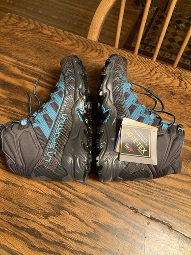 La Sportiva Women's Ultra Raptor II Mid GTX Carbon/Topaz Hiking Boots Sz 6.5 NEW - Picture 6 of 13