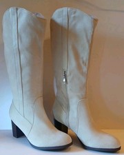 JG Sz 10 Never Worn Women  s Tan Zip Knee High Boots