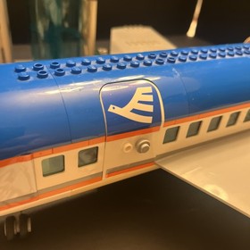 Lego City 60104 Airport Passenger Terminal With Extras - Limo Missing Figures