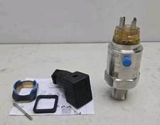 Endress + Hauser PMC21-AA1V1PFVXJA Cerabar Pressure Transmitter New 