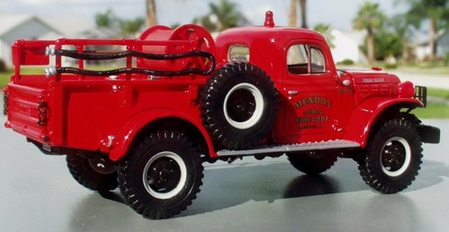 Mendon Fire Dept. Dodge Power Wagon Brush Truck RARE First Gear FG 18-2677 MIB - Picture 4 of 12