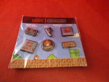 Nintendo Vans Pin Button Promo Pinback Set *NUEVO* Super Mario Bros. NES 2016