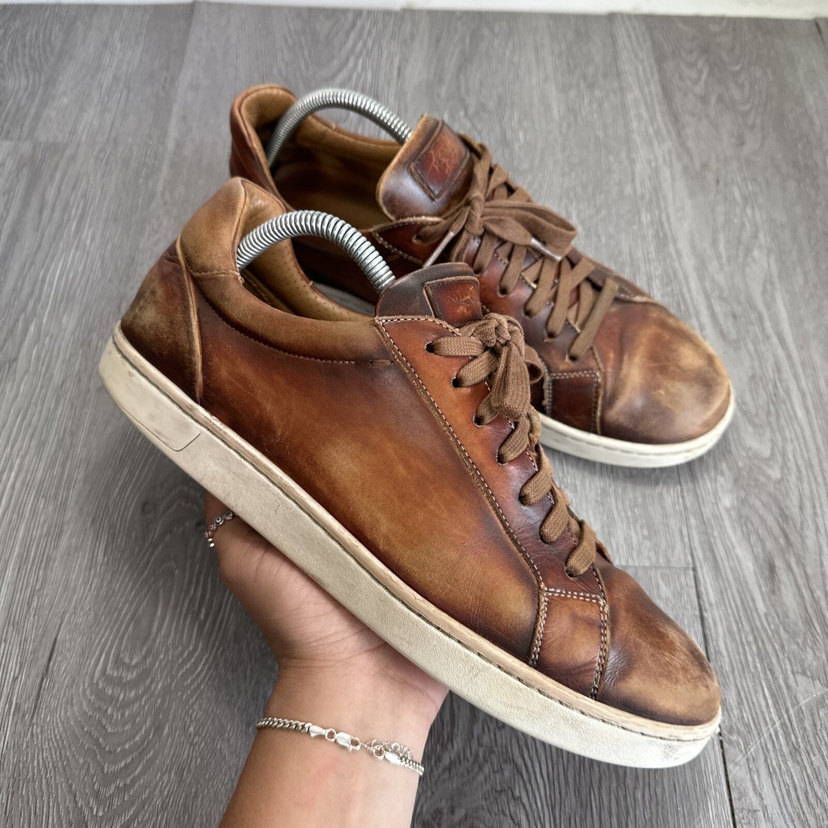 MAGNANNI ELONSO Cognac Brown Walnut Solid Low Top Men Casual Shoes Size M