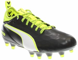 tacos botines de futbol