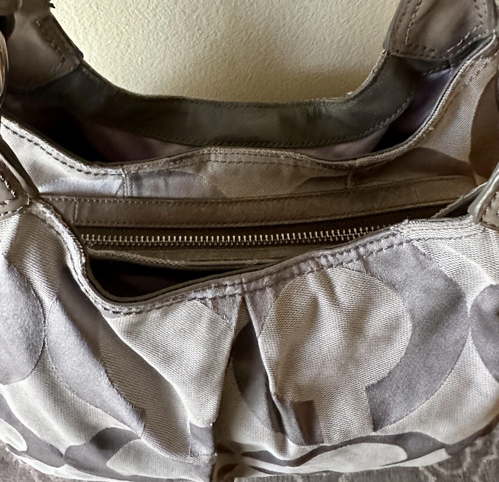 Borsa Coach Op Art Maggie argento grigio tela e pelle stile hobo #13894 Boho