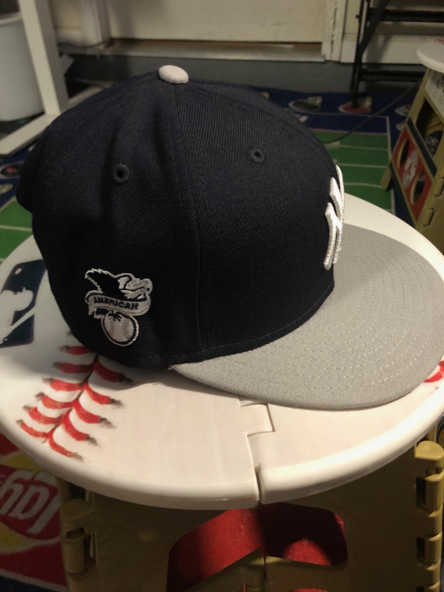 【New Era】 ★ MLB New York Yankees 2 TONE BASIC, BALL CAP New York Yankees MLB Basic 2-Tone Strapback Adjustable