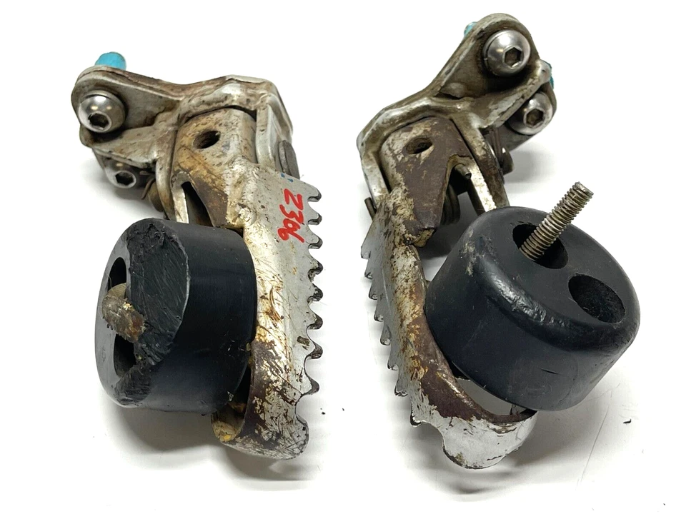 Husqvarna MV Agusta SM 610 2006 clavijas delanteras estriberas juego trasero OEM reposapiés Foto 4 de 4