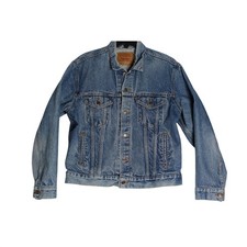 Vintage Levis 70506-0216 Denim Trucker Jacket Medium Wash Size 44 Made in USA