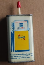 GAS PUMP GRAPHICS ~ 1960s era SUNOCO HOUSEHOLD OIL Old Tin Oiler Can