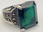 Vtg Sterling Silver Ring with Large Rectangle Deep Green Genuine Spinel Size 5.5