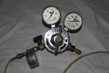 *Sale* Matheson Model 8-580 TRIPLE Gauge Gas Pressure Regulator