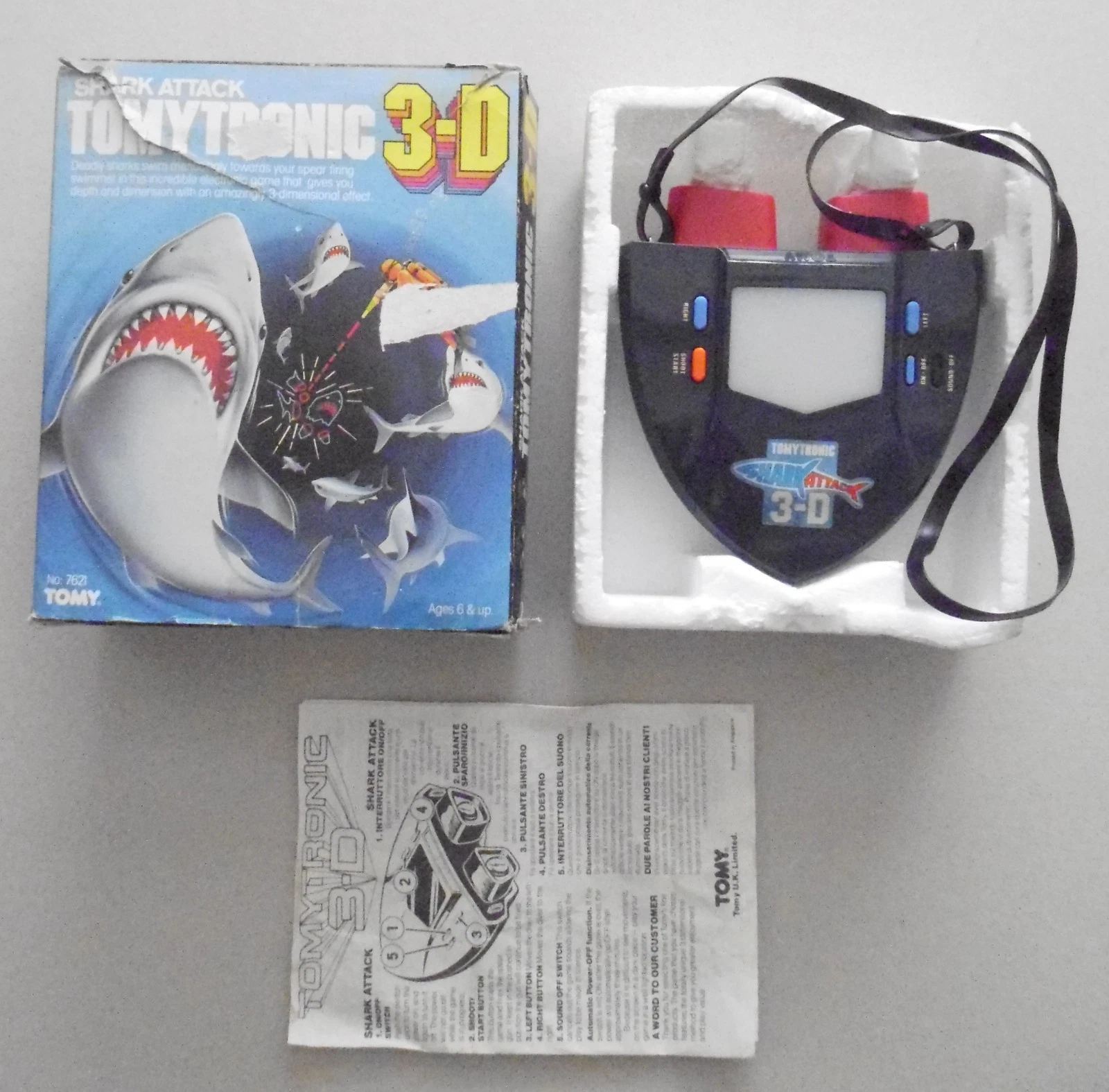 Tomytronic 3D Shark Attack Retro Electronic Game 1983 Tomy In full working order