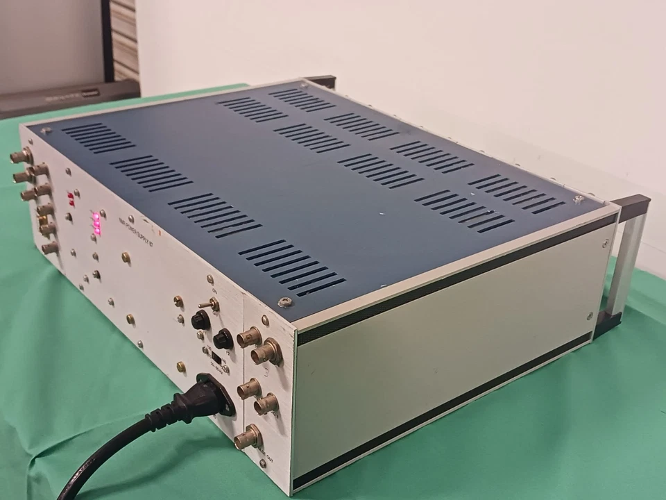 Fuente de alimentación NMR 87 Foto 3 de 4