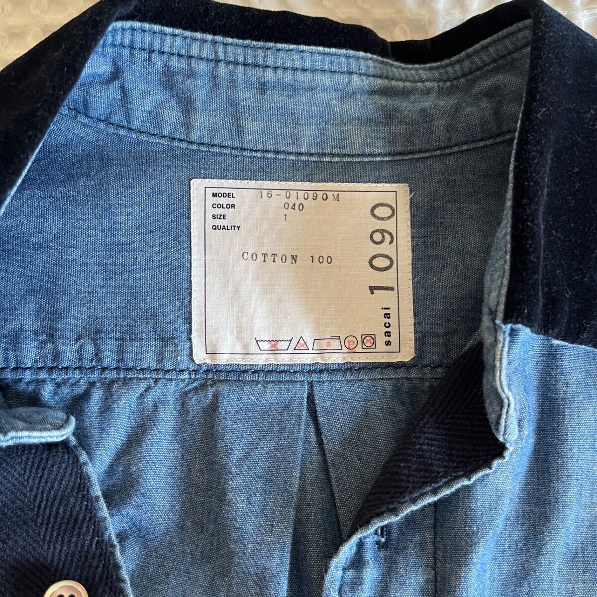 Sacai Sz. 2 (Men S/Women M) Blue Denim Shirt Jacket, Black Sacai Sz. 2 (Men S/Women M) Blue Denim Shirt Jacket, Black