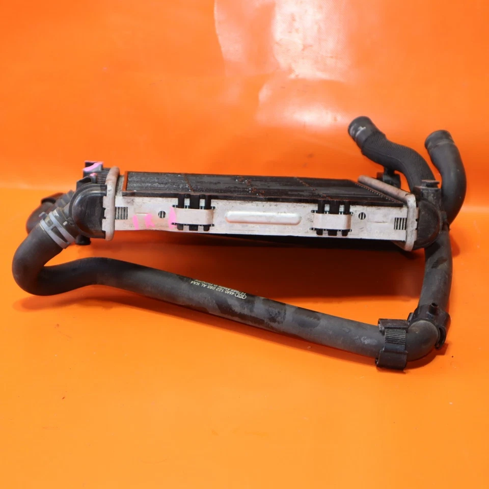 RADIADOR AUXILIAR IZQUIERDO DERECHO AUDI Q7 2017 2018 2019 2020 4M01212D OEM Foto 2 de 4