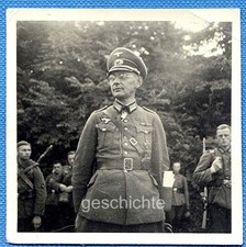 Foto, Hauptmann mit EK 2 Wiederholungsspange und EK 1. Klasse, um 1942 !!!
