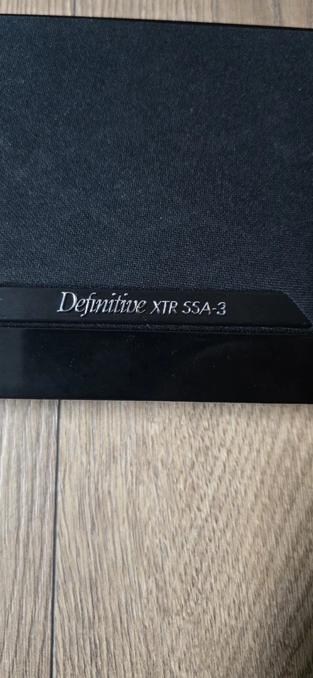 Alto-falante barra surround ultrafino Definitive Technology® Mythos XTR-SSA3 TESTADO - Imagem 2 de 4