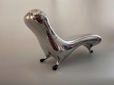 Vitra Design Museum Lockheed Lounge Designed by Marc Newson Vitra Design Museum Lockheed Lounge Designed by Marc Newson