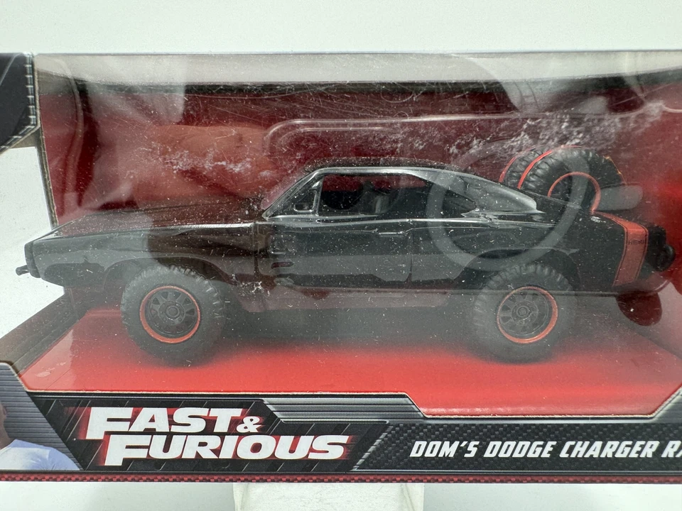 DIE CAST 1/32 " DOM'S DODGE CHARGER R/T " FAST & FURIOUS JADA - Immagine 2 di 2