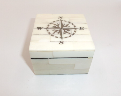 Vintage Etched Stone Trinket Box Compass Design Faux Scrimshaw Made in India - Picture 1 of 12