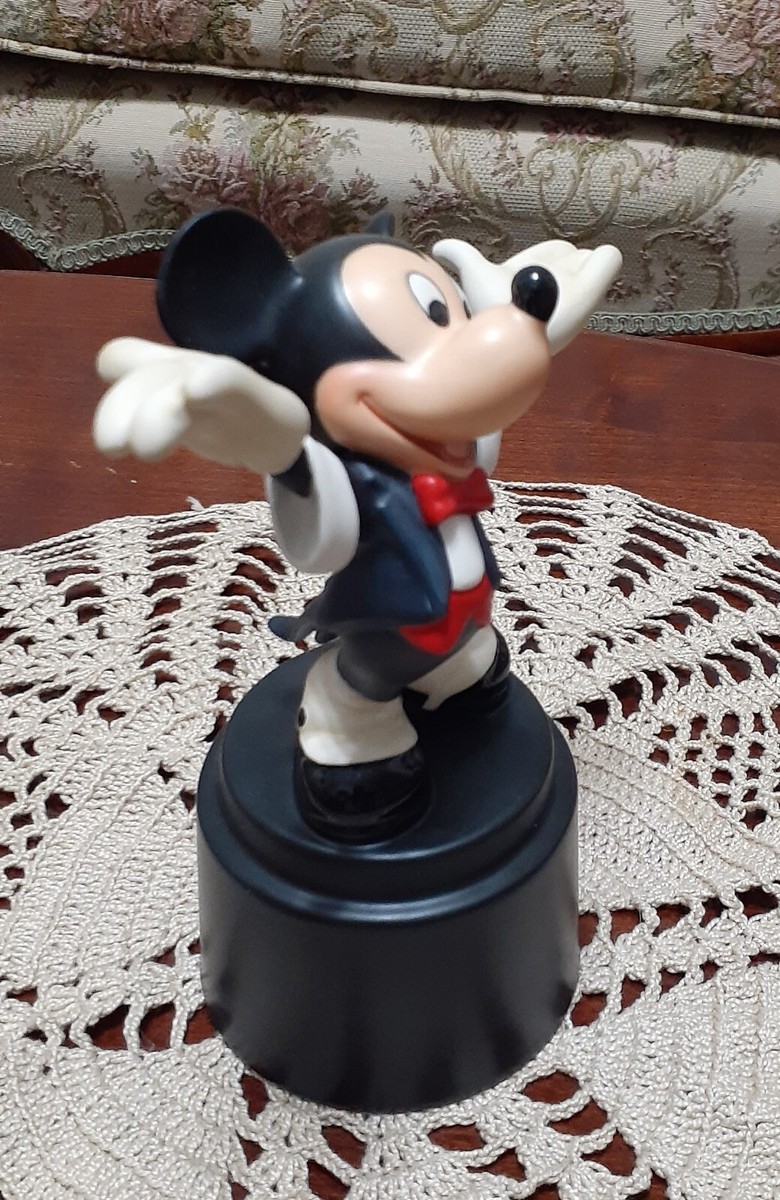 Disney~WDCC~SYMPHONY HOUR~MICKEY MOUSE~MAESTRO MICHEL MOUSE~41029