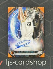 2023-24 Topps Cosmic Chrome Lauri Markkanen Orange Galactic Refractor Auto /25