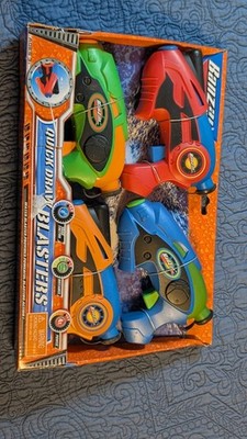 Buzz Bee Quick Draw Water Blasters Set of 4 Squirt Guns Toy Blasters Kids NEW