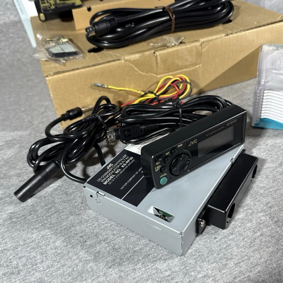 JVC KS-RF50 CD Changer Controller FM Modulator System – Complete In Box 12 Disc - Image 2 of 4