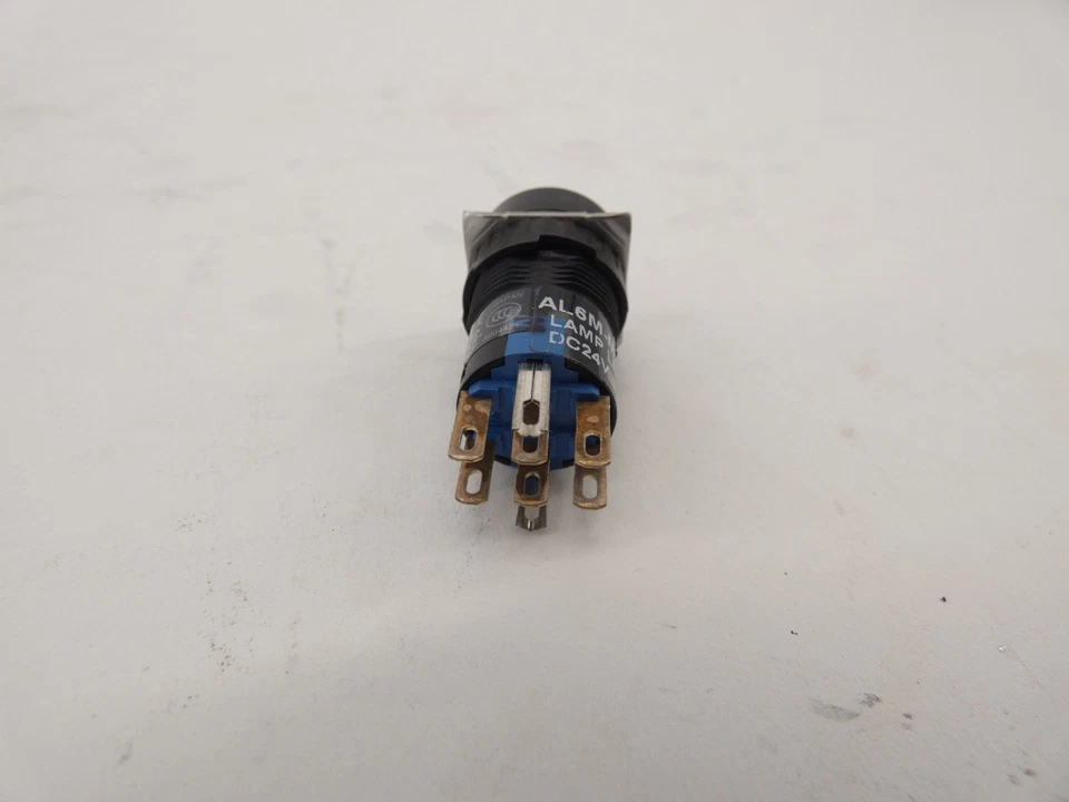 *Lote de 16* IDEC AL6-M AL6M-M24-A Pulsador Iluminado 24V Interruptor Actuador Foto 3 de 4