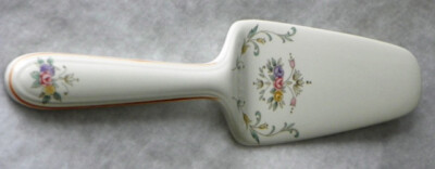 Christopher Stuart #Y 1013 Spring Crest Bone China Cake/Pie Server Used ...