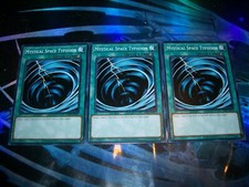 3x Mystical Space Typhoon Edición Ilimitada Común LDK2-ENJ32 Yu-Gi-Oh!