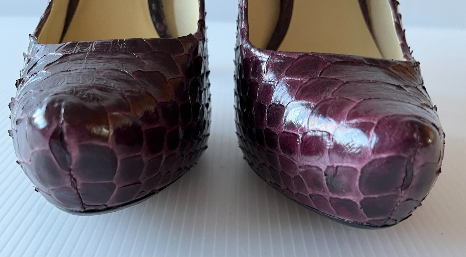 Alexandre Birman Purple Python Pump Heels, Size 7… - image 4
