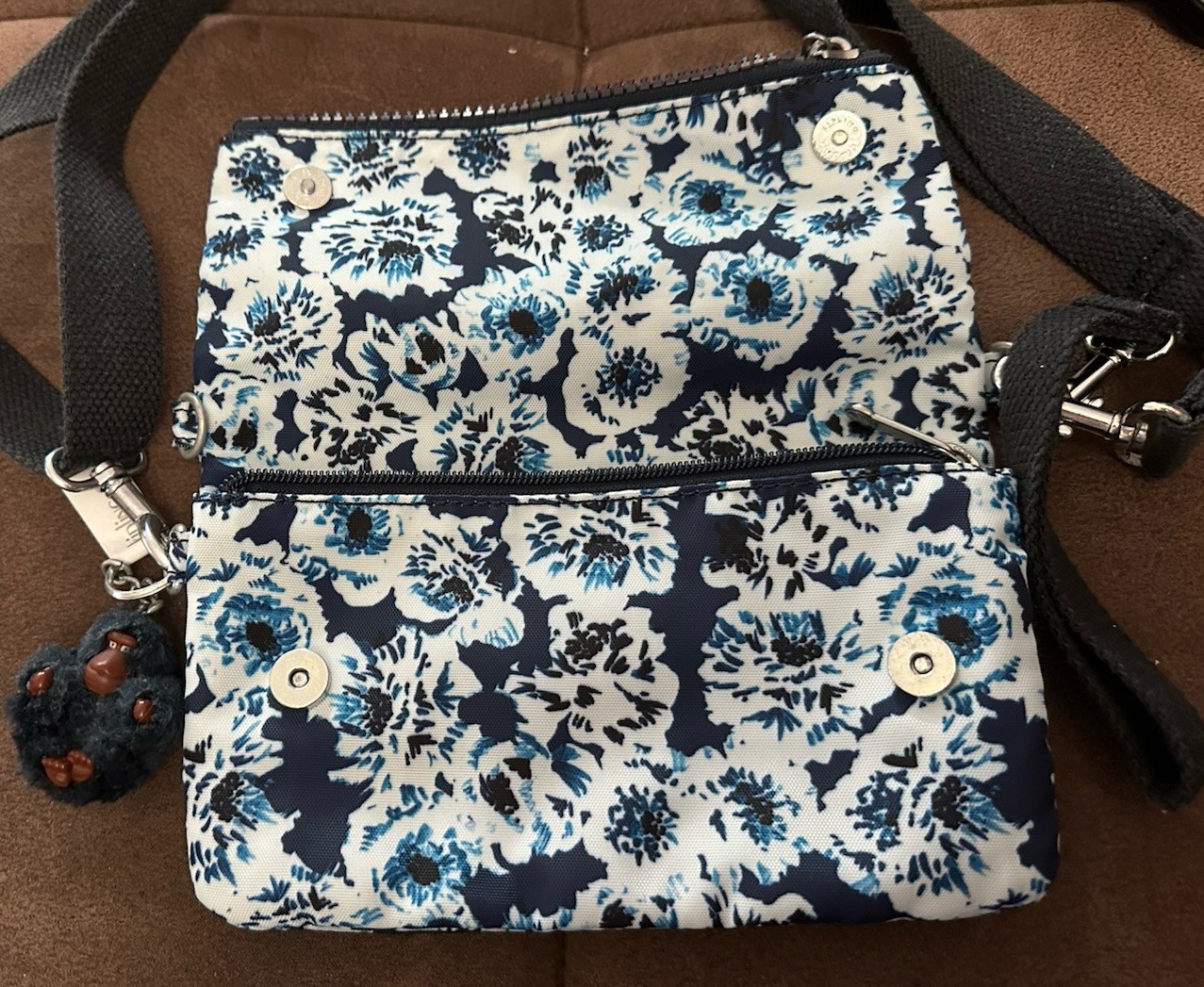 Kipling Lynne Crossbody Belt Wallet Pouch Wristlet Convertible Roaming Roses image 5