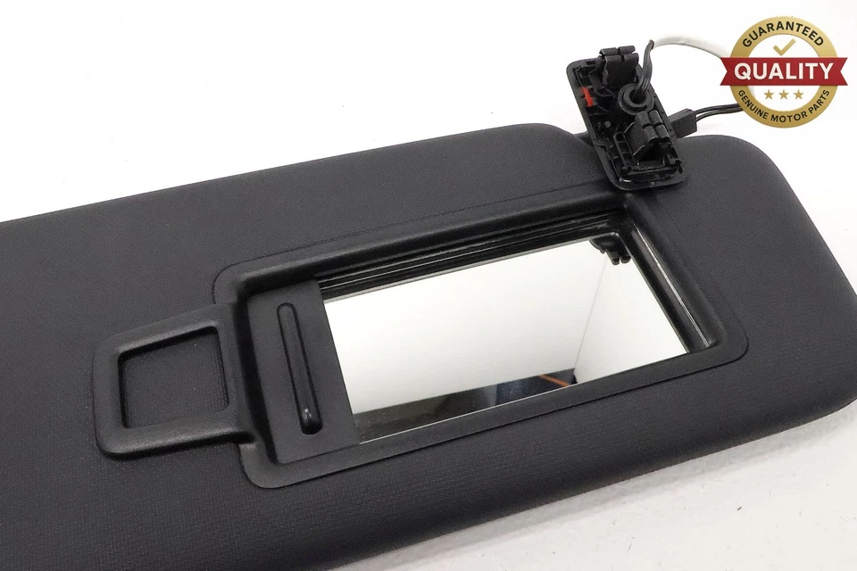 AUDI Q3 2019-2023 PARASOL DELANTERO DERECHO NEGRO OEM Foto 2 de 4