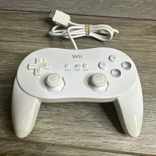 Classic Pro Controller for Nintendo Wii (Non-OEM) White, in Good Condition