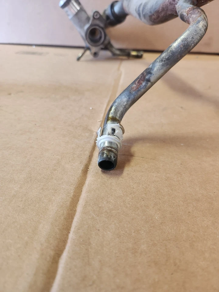 Carcasa de termostato OEM FORD EXPLORER 3.5 8A587-EA 2011 Foto 4 de 4