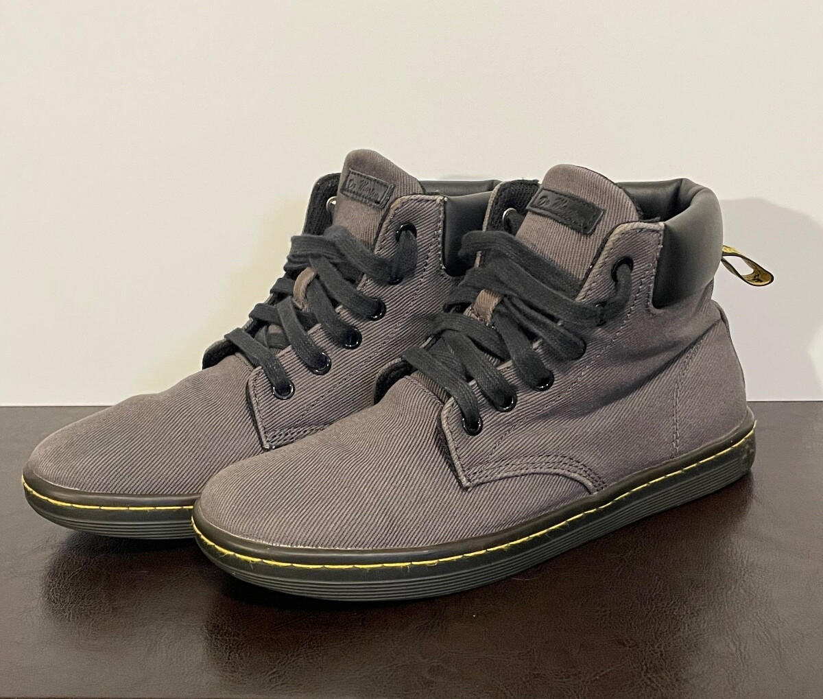 DOC MARTENS WOMENS 7 MAELLY AIR WAIR SHOES CHUKKA BOOTIE BOOTS GRAY CANVAS