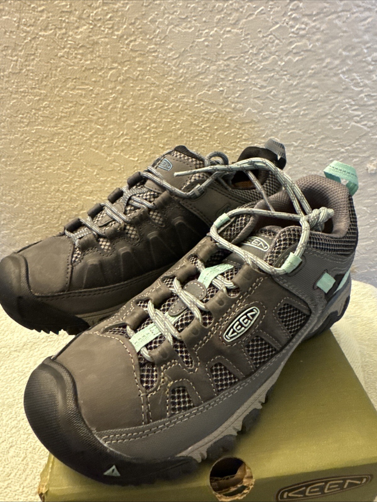 Scarpe da trekking KEEN donna bassa altezza traspiranti 7 (diversi stili e colori)