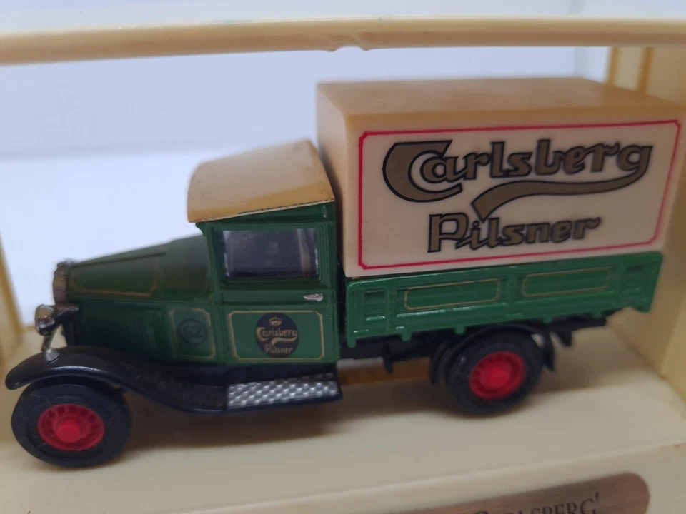 Matchbox Models of Yesteryear YGB05 - 1932 Model AA Ford 'Carlsberg' Beer VGC - Image 2 of 4