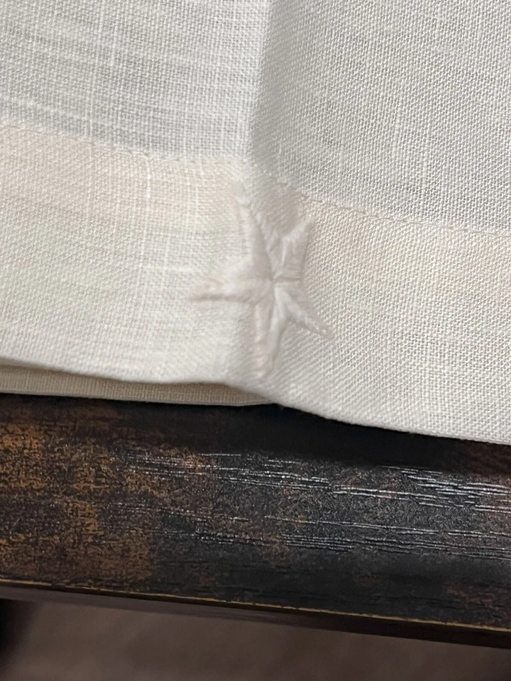 ITALY | SFERRA CLASSICO Placemats With Embroidered Star Linen 14 x20" Set/4 Ecru - Image 4 of 4