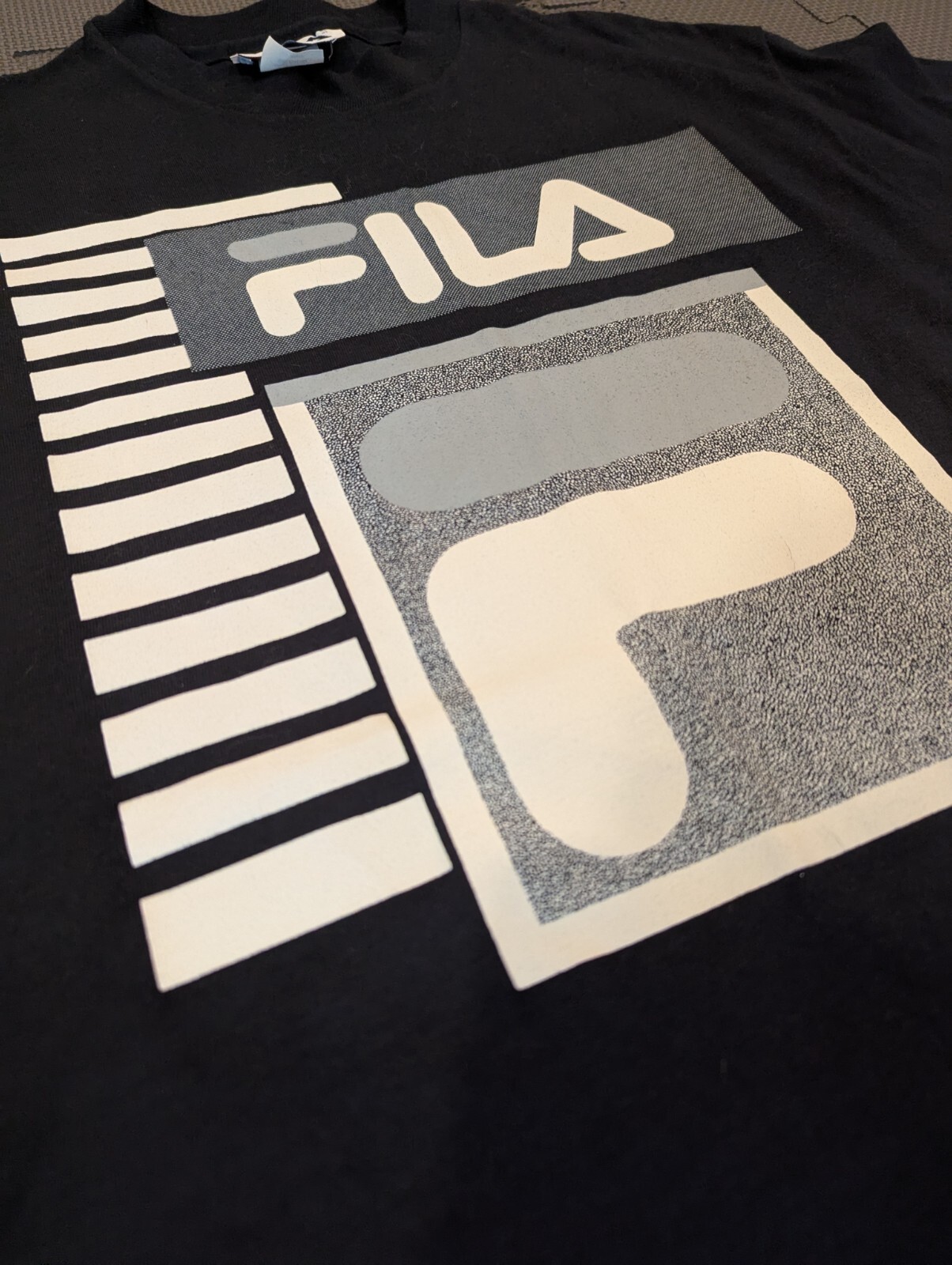 T grafica vintage anni 90 Fila punto singolo 2 lati taglia media made in USA