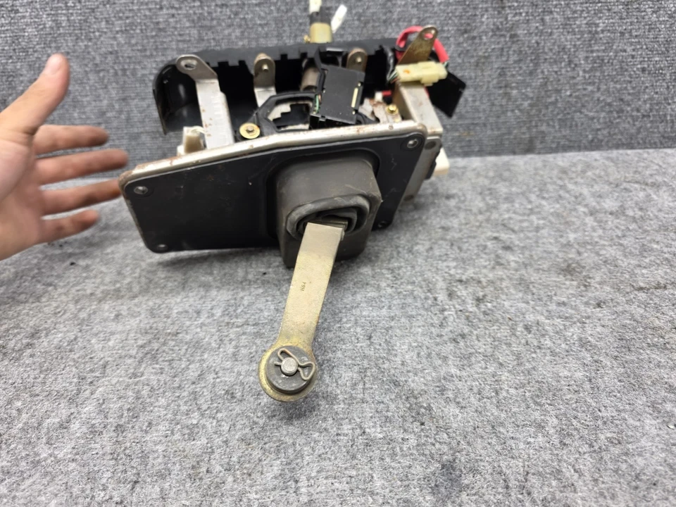 LEXUS 1992-1997 SC400 SC300 OEM CAJA DE CAMBIOS AUTOMÁTICA PALANCA DE CAMBIOS Foto 4 de 4