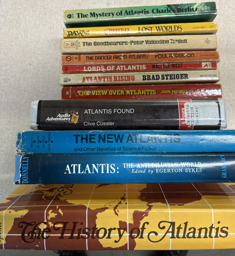 Lot of 10 Books ( Atlantis Bermuda Conspiracy Ancient Aliens ) Vintage 70s