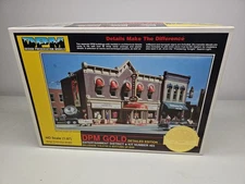 DPM Gold. HO Scale. Entertainment District Kit 403