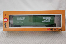 Electric Trains HO Scale Burlington Northern 50 ft. Box Car #6121-8