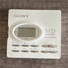 Sony Walkman MZ-R91 WITH BATTERY AND 3 MINIDISCS WORKING