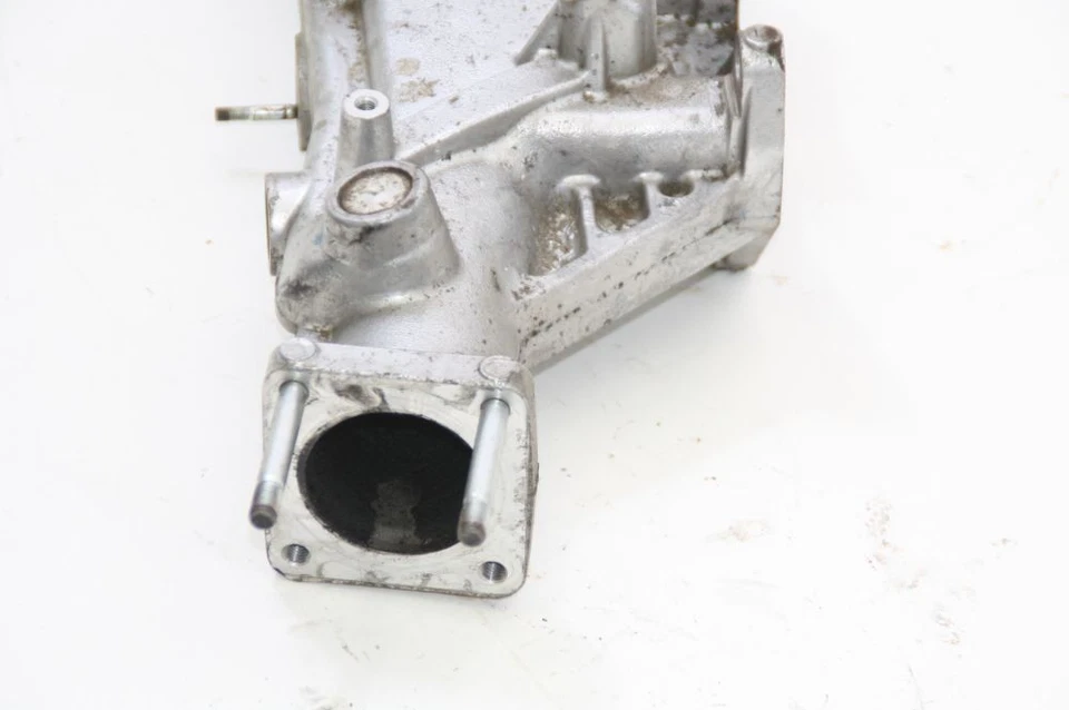 Colector de admisión Mazda BT 50 UN WE0513100 2.5 105 KW 143 CV diésel 06-2007 Foto 4 de 4