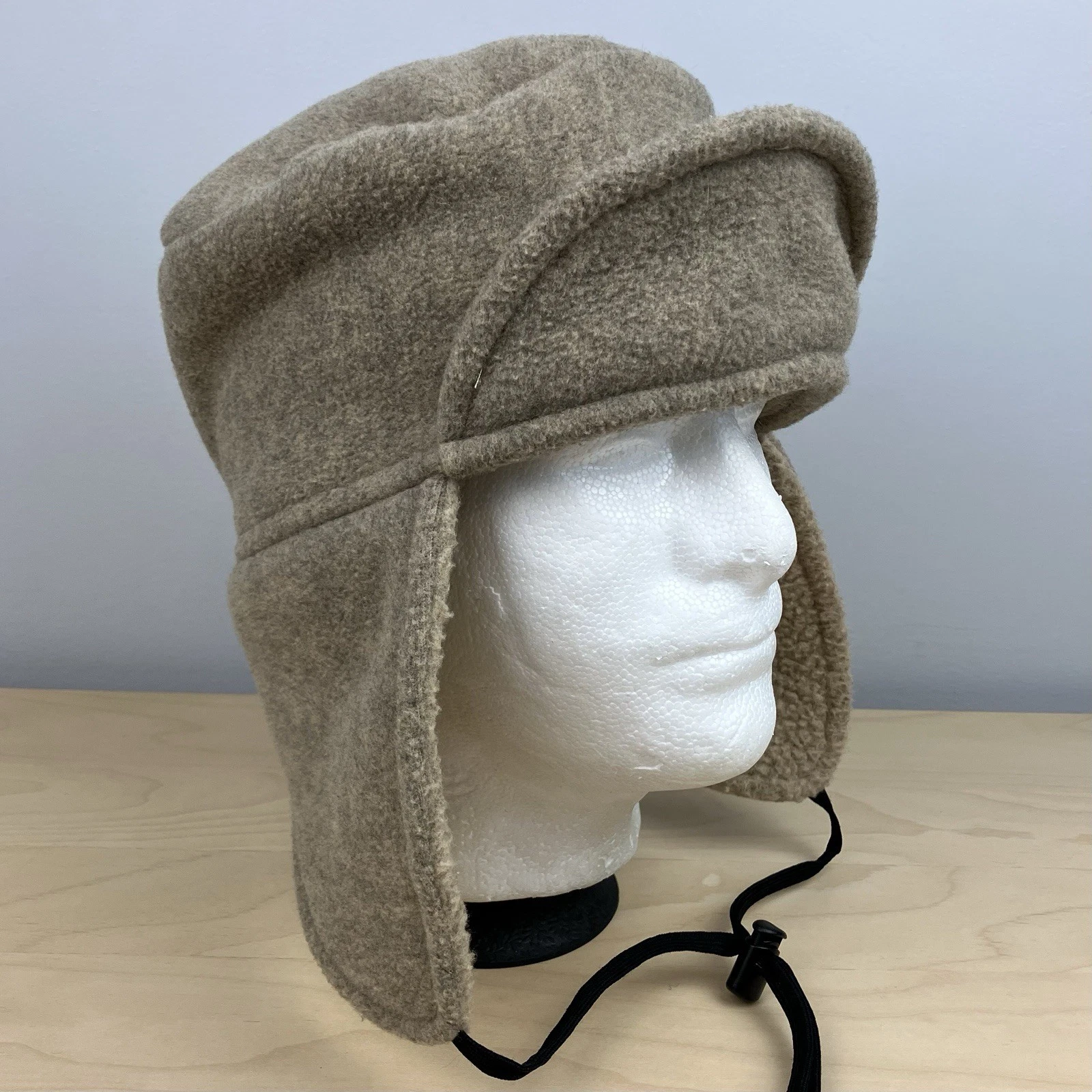 Vintage Lowe Alpine Winter Trapper Hat Ear Flaps Fleece Sherpa Lined OS
Opens in a new window or tab