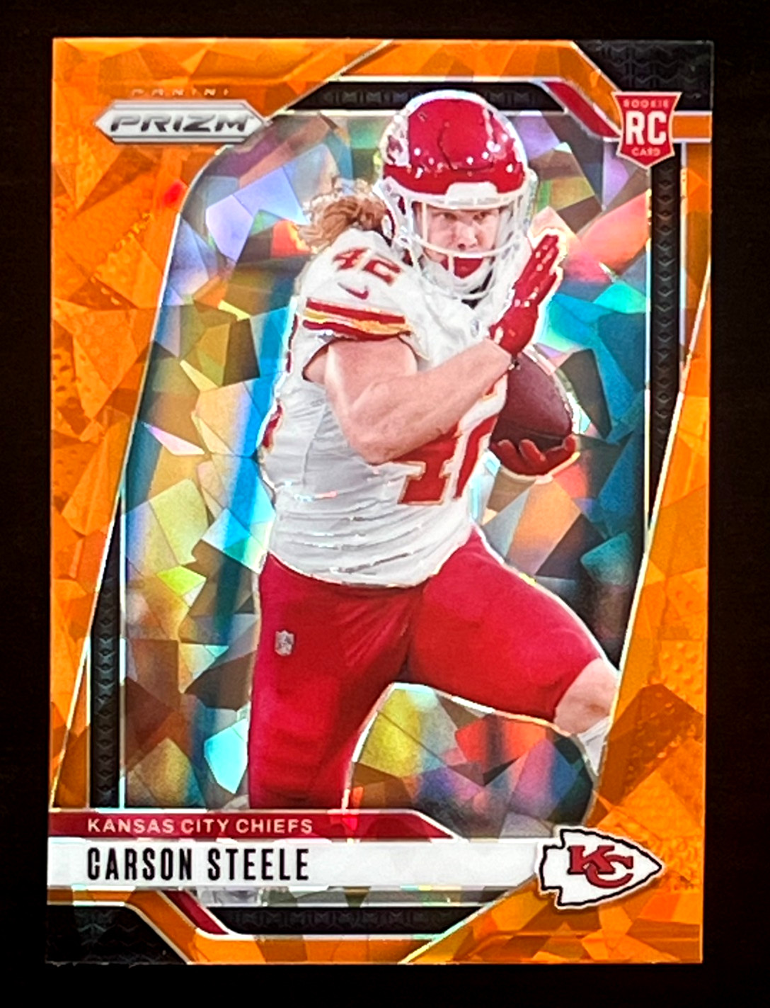 2024 Panini Prizm Carson Steele RC Orange Cracked Ice Kansas City Chiefs #377