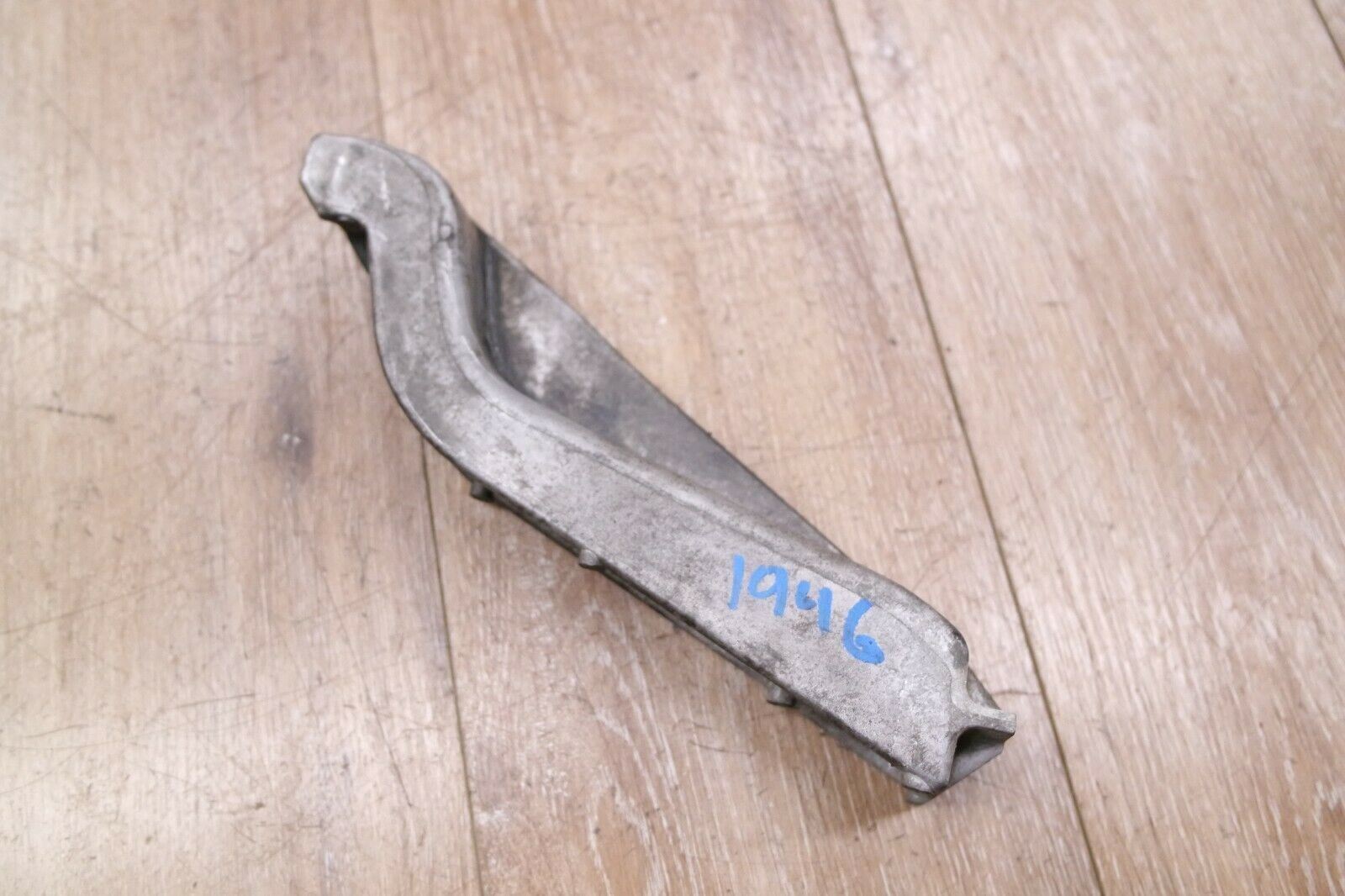 9093 MAZDA MX5 MIATA OEM 1.6 Intake Manifold Brace Bracket Support eBay